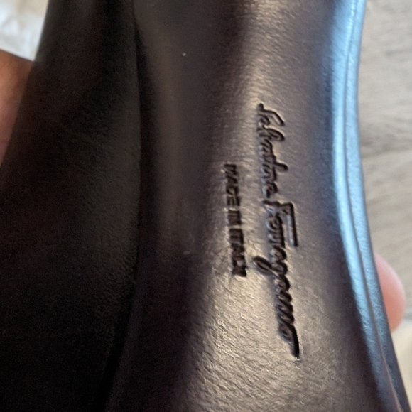 Salvatore Ferragamo Pumps - Picture 7 of 9